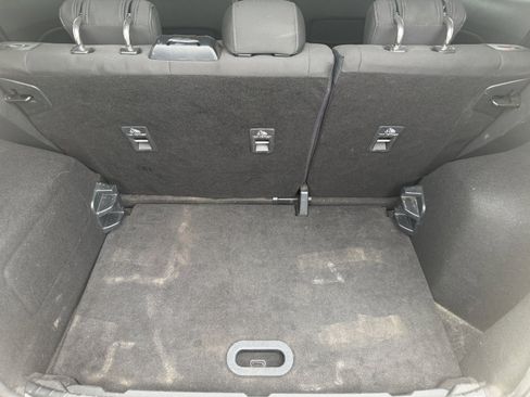 Used 2021 Ford EcoSport SE w/ SE Convenience Package FWD image 15