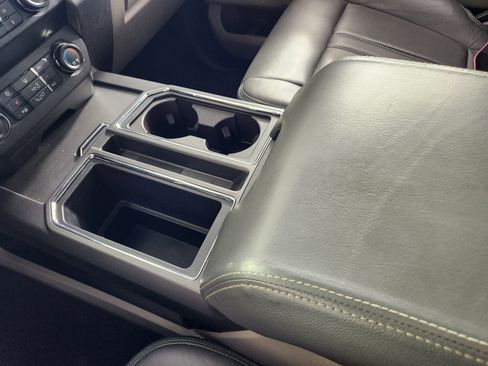 Used 2019 Ford F150 XLT w/ Equipment Group 302A Luxury image 26