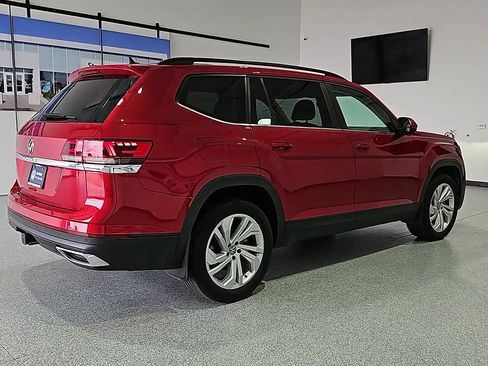 Certified 2023 Volkswagen Atlas SE w/ Panoramic Sunroof Package FWD image 8