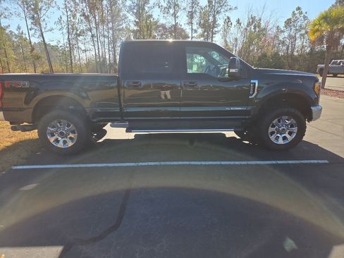 Used 2020 Ford F250 Lariat w/ Lariat Value Package image 5
