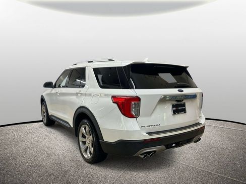 Used 2020 Ford Explorer Platinum w/ Premium Technology Package AWD/4WD image 5