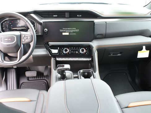 New 2026 GMC Sierra 1500 AT4 image 17