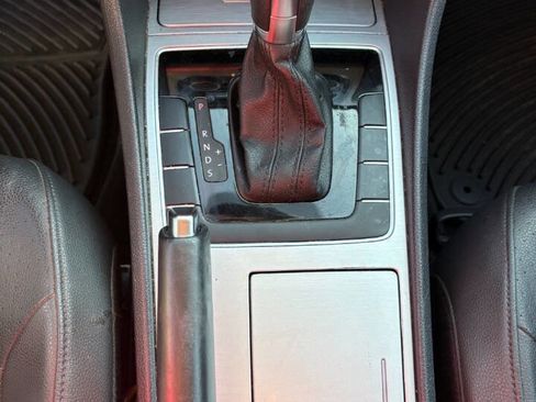 Used 2012 Volkswagen Passat 2.5 SE image 19