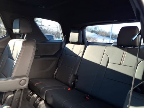 Used 2023 Chevrolet Traverse RS w/ LPO, Floor Liner Package image 11