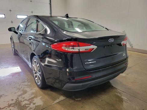 Used 2019 Ford Fusion SEL FWD image 8
