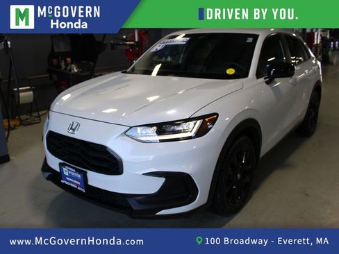 Used 2024 Honda HR-V Sport image 1