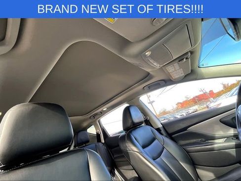 Used 2020 Nissan Murano SV w/ Premium Package image 22