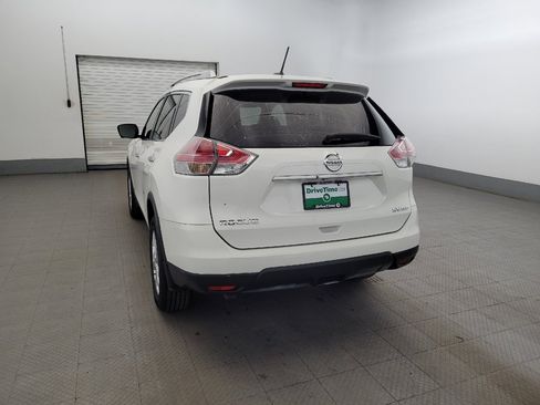 Used 2016 Nissan Rogue SV w/ SV Premium Package AWD/4WD image 6