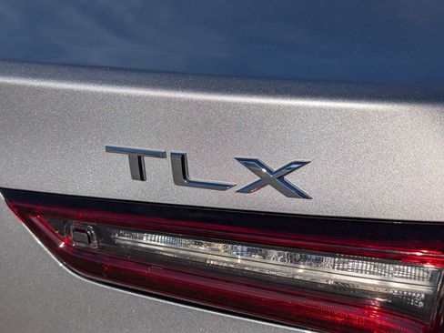 Certified 2025 Acura TLX w/ Technology Package image 27
