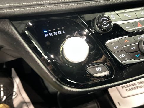 New 2027 Chrysler Pacifica Select w/ Family Tech Group FWD image 18