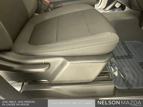 Used 2021 Chevrolet Silverado 1500 LT AWD/4WD image 28