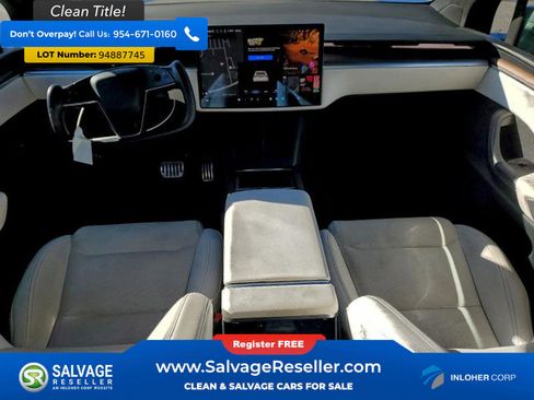 Used 2023 Tesla Model X image 11