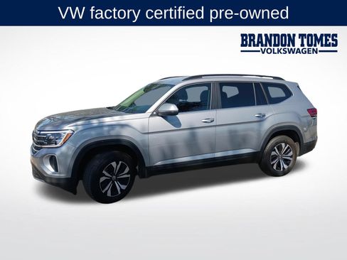 Certified 2026 Volkswagen Atlas SE FWD image 1