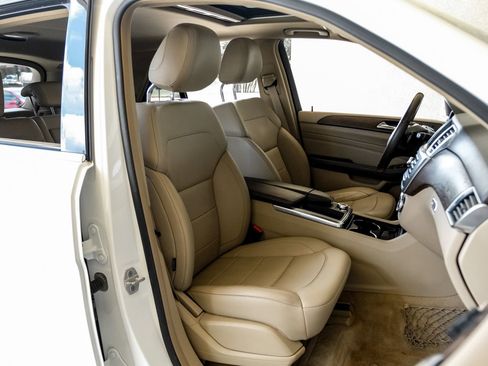 Used 2015 Mercedes-Benz ML 350 2WD w/ Premium 1 Package image 29