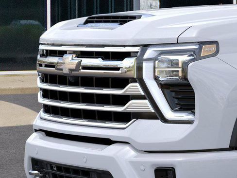 New 2026 Chevrolet Silverado 3500 High Country w/ Technology Package image 13
