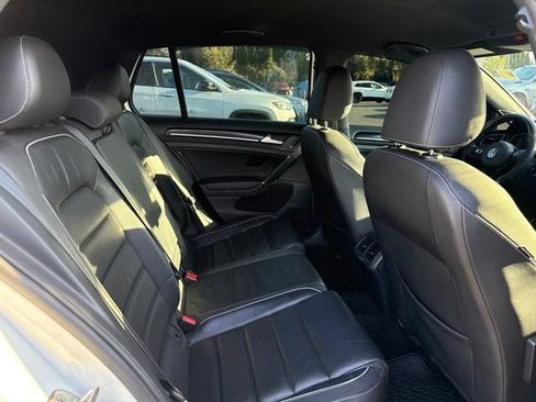 Used 2019 Volkswagen Golf R 4-Door AWD/4WD image 15