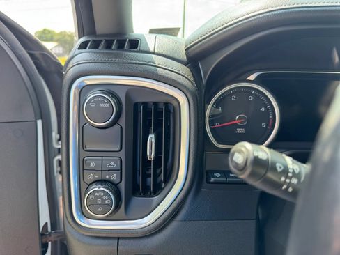 Used 2020 Chevrolet Silverado 2500 LTZ w/ LTZ Premium Package RWD image 31