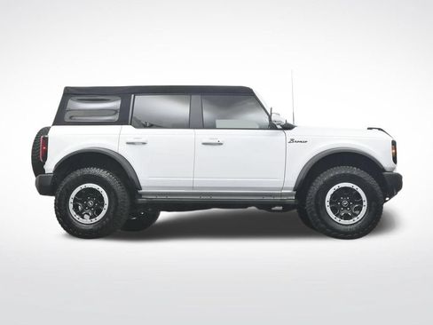 Certified 2024 Ford Bronco Outer Banks w/ Sasquatch Package AWD/4WD image 35