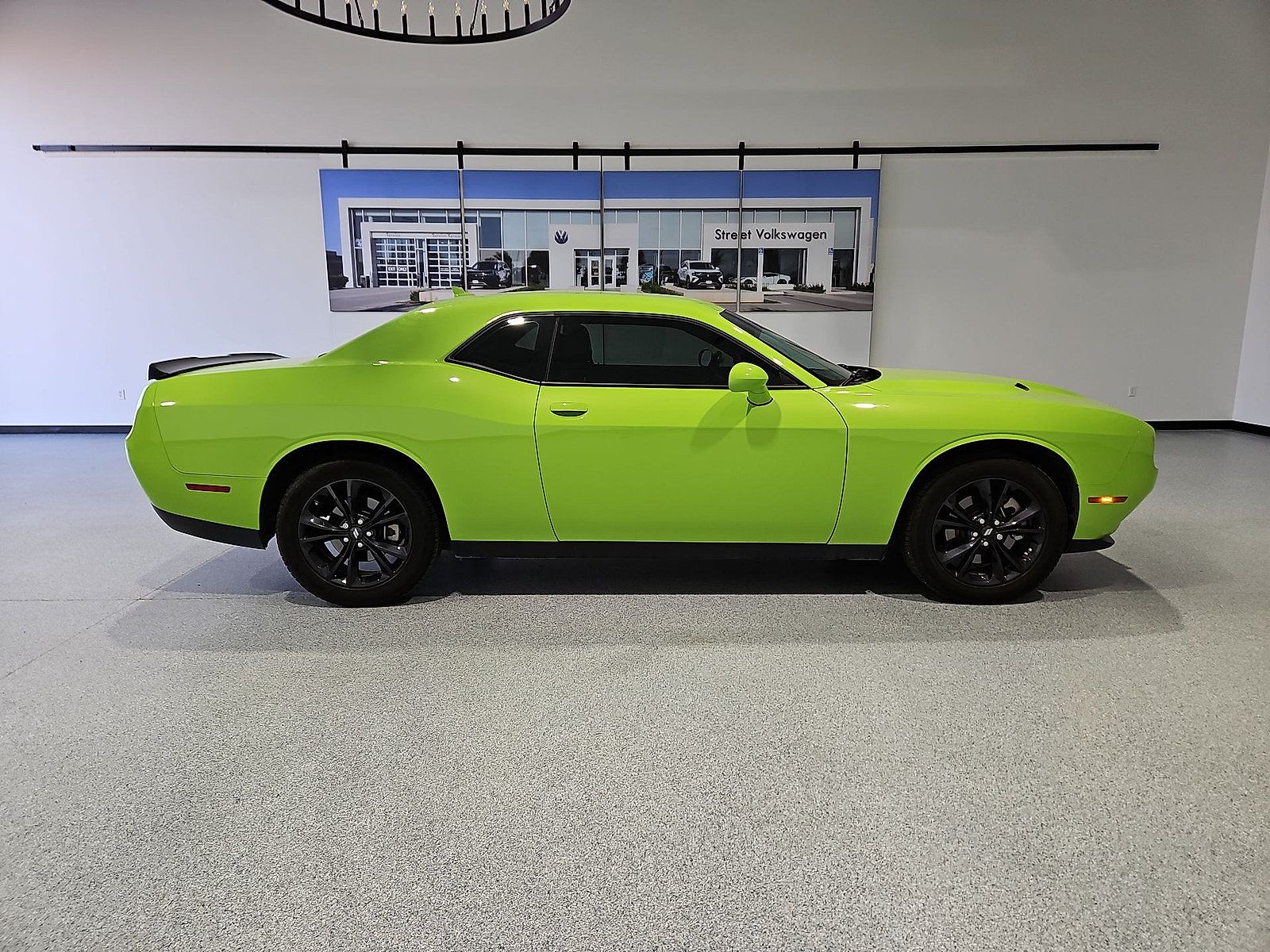 Used 2023 Dodge Challenger SXT w/ Blacktop Package AWD/4WD image 9