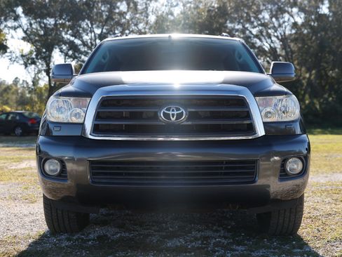 Used 2012 Toyota Sequoia SR5 image 19