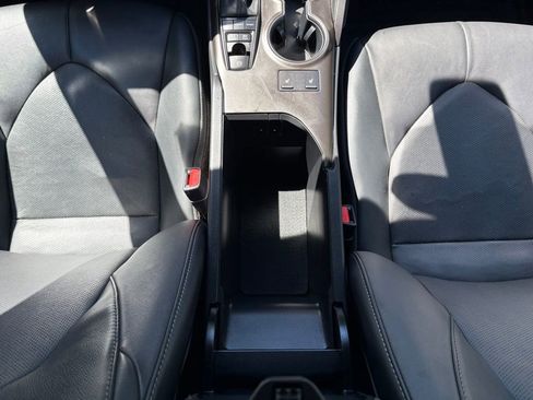 Used 2023 Toyota Camry XSE w/ Cold Weather Package FWD image 17