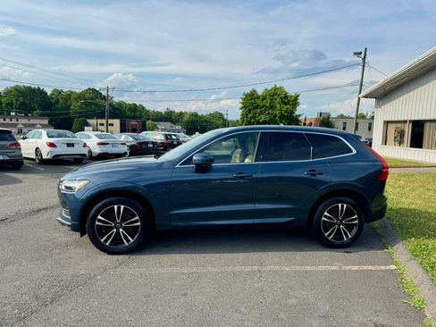 Used 2020 Volvo XC60 T6 Momentum AWD/4WD image 3