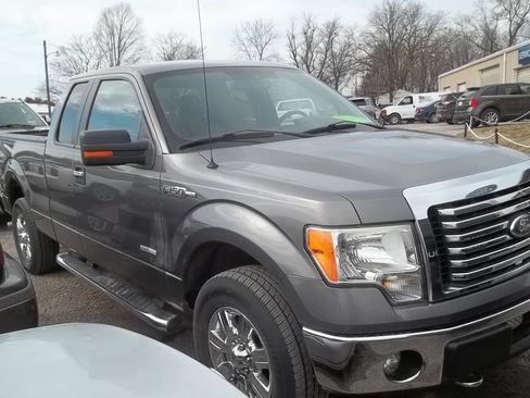 Used 2012 Ford F150 XLT w/ XLT Chrome Pkg AWD/4WD image 2