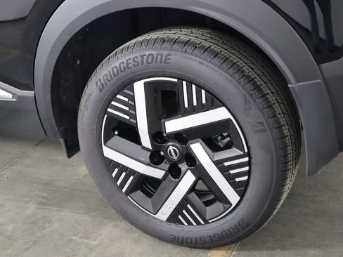 Used 2026 Nissan Kicks SV FWD image 36