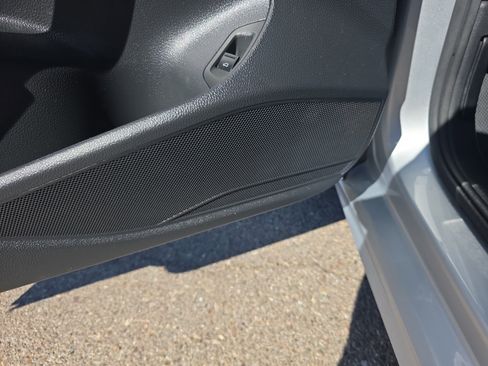 Used 2020 Volkswagen Passat 2.0T SE image 27