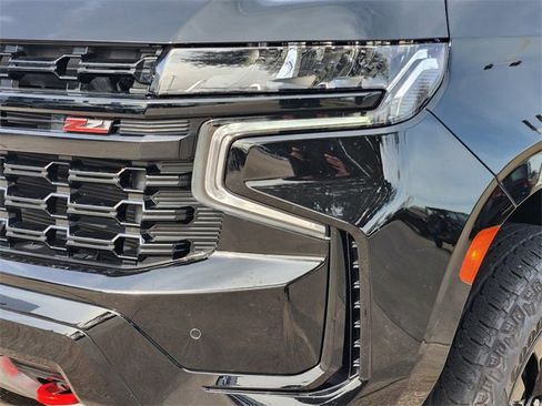 Used 2024 Chevrolet Tahoe Z71 w/ Luxury Package image 8