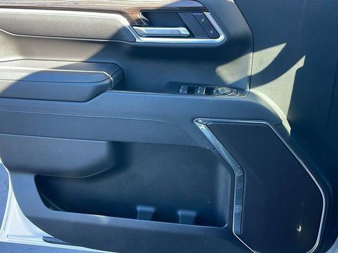 Used 2025 Chevrolet Silverado 1500 LT w/ Safety Package image 29