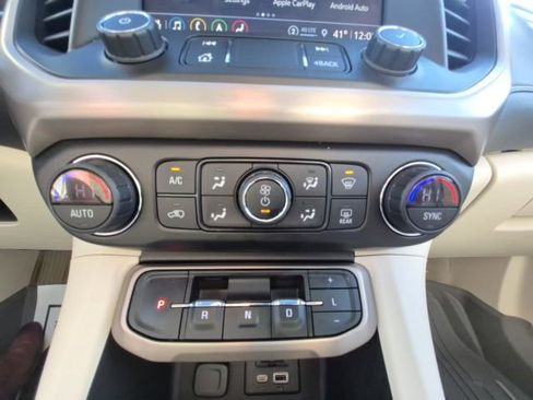 Used 2021 GMC Acadia Denali w/ Denali Ultimate Package image 25