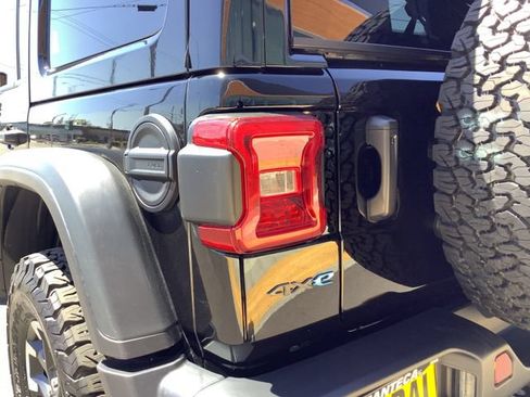 Used 2025 Jeep Wrangler Unlimited Rubicon 4xe w/ Convenience Group AWD/4WD image 46