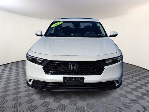 Used 2024 Honda Accord EX image 2