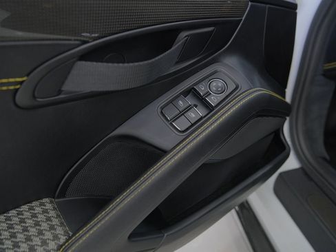 Used 2019 Porsche 911 GT3 RS image 44