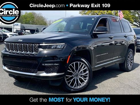 Certified 2025 Jeep Grand Cherokee L Summit w/ Advanced Protech Group IV AWD/4WD image 1