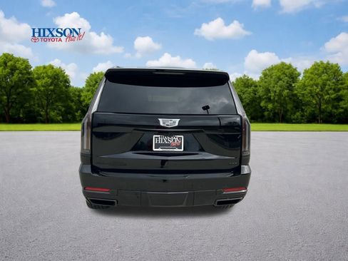 Used 2025 Cadillac Escalade Sport Platinum w/ LPO, ONYX Package image 6