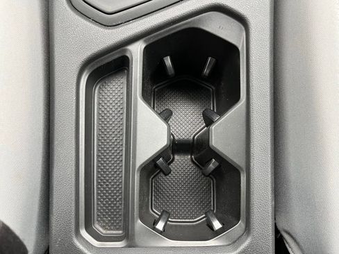 Certified 2022 Volkswagen Taos S FWD image 15
