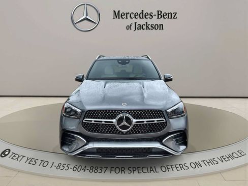 Used 2025 Mercedes-Benz GLE 450e 4MATIC image 3