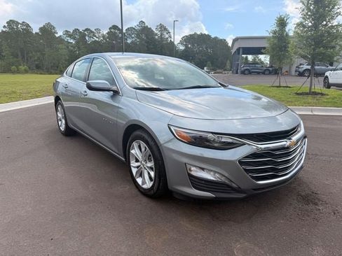 Used 2025 Chevrolet Malibu LT FWD image 13