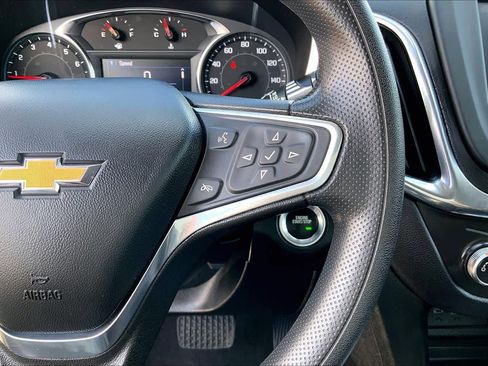 Used 2022 Chevrolet Equinox LT image 24