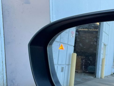 Used 2025 Nissan Rogue SV image 20