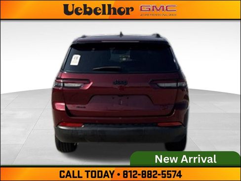 Used 2023 Jeep Grand Cherokee L Laredo AWD/4WD image 8