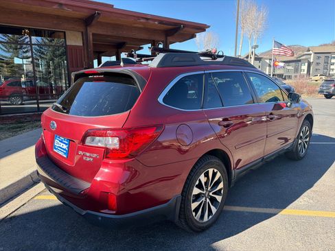 Used 2017 Subaru Outback 3.6R Limited image 8