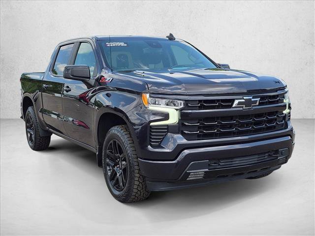 Used 2023 Chevrolet Silverado 1500 RST w/ Z71 Off-Road Package AWD/4WD image 3