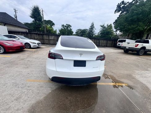 Used 2023 Tesla Model Y Long Range AWD/4WD image 5