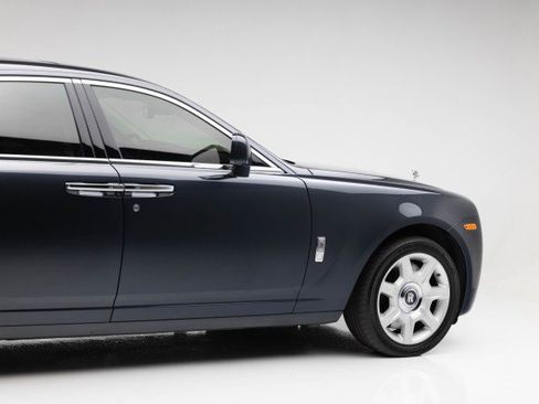Used 2010 Rolls-Royce Ghost image 31