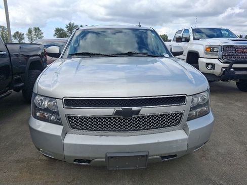Used 2011 Chevrolet Tahoe LT w/ Suspension Package, Off-Road image 3