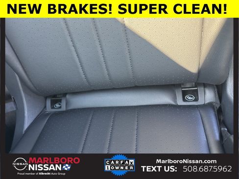 Used 2024 Volkswagen Tiguan SE R-Line image 17