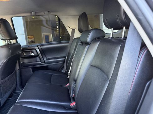 Used 2020 Toyota 4Runner TRD Off-Road Premium w/ Moonroof Package AWD/4WD image 13